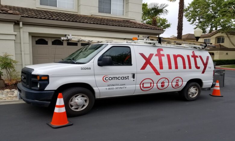 Comcast's lack of broadband growth bothers investors