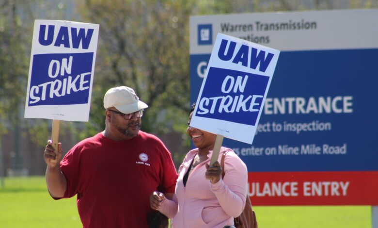 GM labor deals with UAW, Unifor to increase costs by $9.3 billion