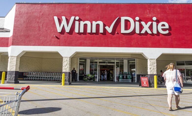 Aldi to acquire Winn-Dixie and Harveys Supermarket stores