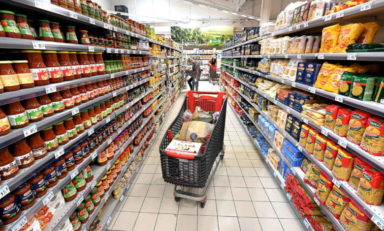 French grocery chain adds 'shrinkflation' labels to products