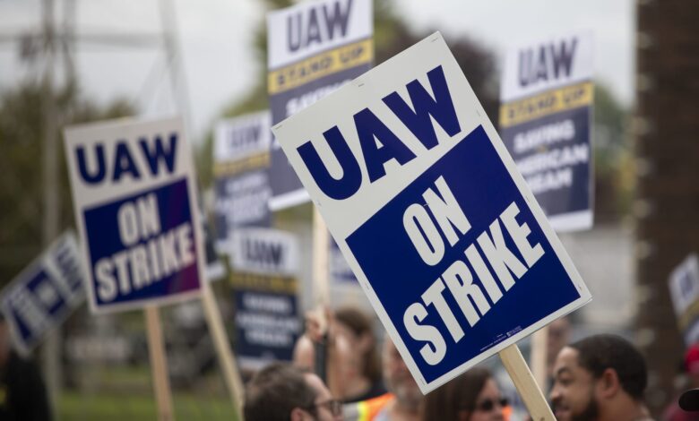 GM union workers ratify UAW deal following contentious vote