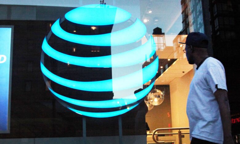 AT&T subscriber growth tops analyst expectations, stock jumps