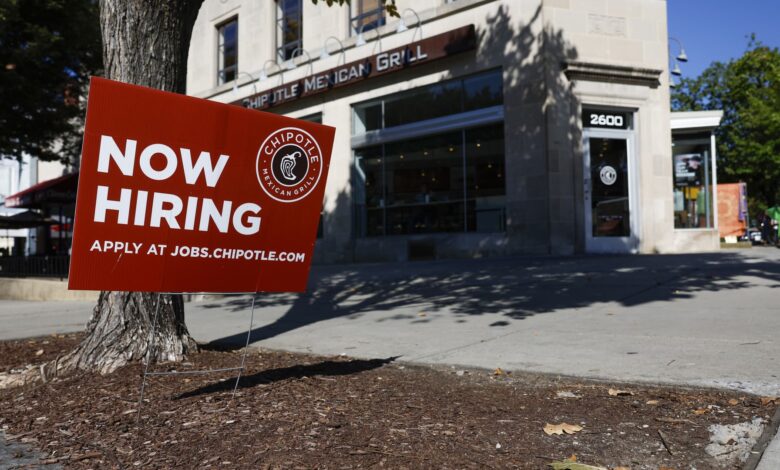 Chipotle aims to hire 19,000 workers ahead of spring