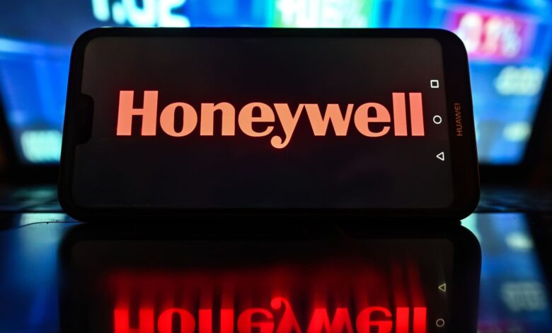 Honeywell decline on light sales and conservative guidance is a buy