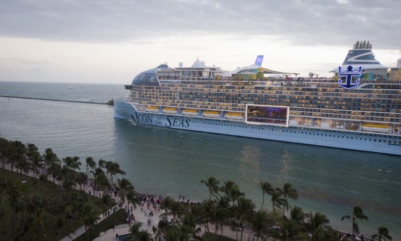 World's largest cruise ship sets sail from Miami