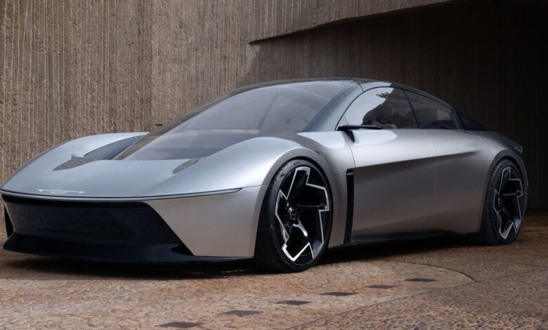 Chrysler unveils Halcyon EV concept car